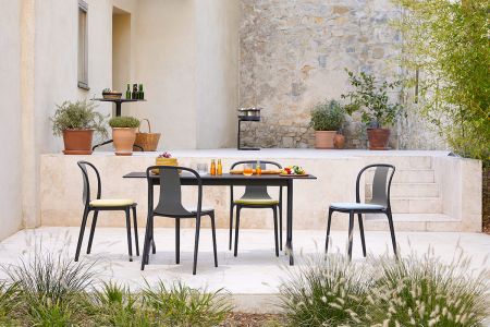 Ab nach draußen: Die neuen Gartenmöbel - April 2022