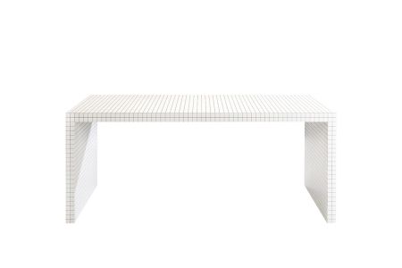 Quaderna - Die Wiederholung des Quadrats als “Supersurface”
