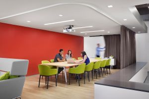 Flexible Akustikwunder: Schallschutzvorhänge