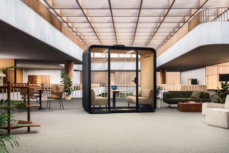 Effiziente Raumlösungen mit Framery: Neue Telefon- und Besprechungsboxen in unserem Showroom