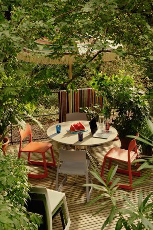 Jetzt wird’s bunt: „Tip Ton RE“ und „Uten.Silo RE“ aus Recyclingkunststoff