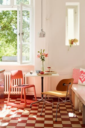 Jetzt wird’s bunt: „Tip Ton RE“ und „Uten.Silo RE“ aus Recyclingkunststoff