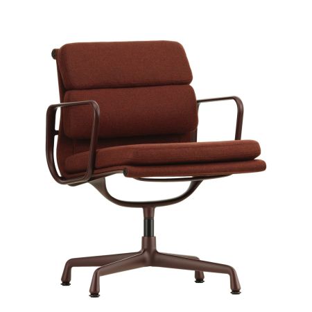 Eames Aluminium & Soft Pad Chairs von Vitra