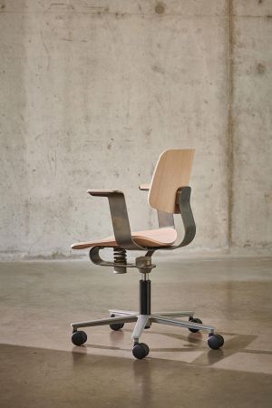 Neu im Showroom: WiChair von Wilkhahn