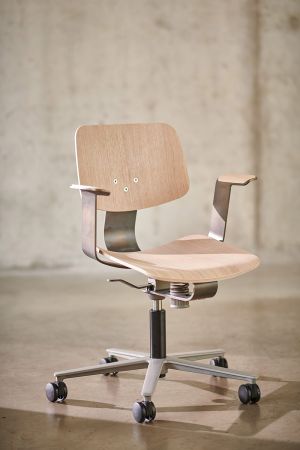 Neu im Showroom: WiChair von Wilkhahn