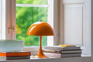 Panthella (© &copy;Louis Poulsen)