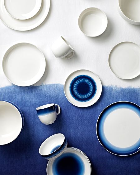 Geschirr Inblue von R&ouml;rstrand - Design Monica F&ouml;rster (© R&ouml;rstrand)