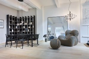 Showroom