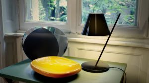 Leuchte La petit black (© Artemide)