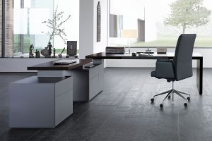 Walter Knoll