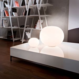 Tischleuchte Glo Ball (© Flos)