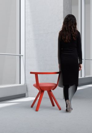 Stuhl KG001 Rival (© Artek)