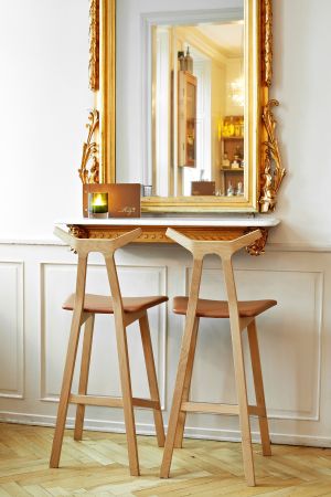 Barhocker Nara (© Fredericia)