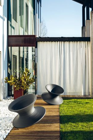 Rotierender Sessel Spun (© Magis)