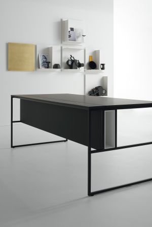 Schreibtisch 20.Venti, Regal Square Wall System (© MDF Italia)