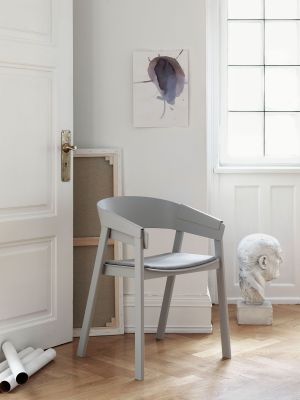 Stuhl Cover (© Muuto)