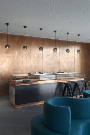Tom Dixon