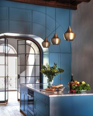 Tom Dixon