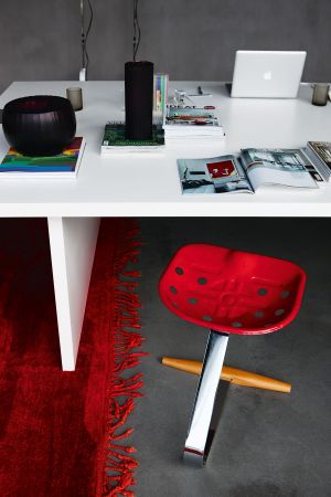 Hocker Mezzadro (© Zanotta)