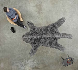 Roadkill Wolf (© Carpet Sign)