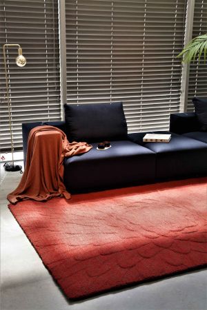 Surfaces Lobelia (© Carpet Sign)