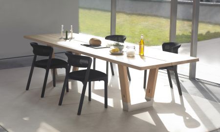 Tisch Base (© Arco)