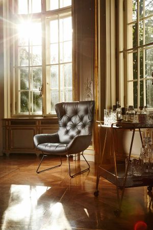 Leya Wingback Chesterfiel (© Freifrau)