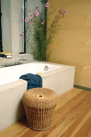 Rattanhocker E14 (© Richard Lampert)