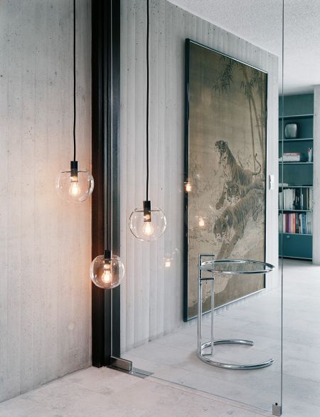 Adjustable Table - Hersteller ClassiCon authorised by The World Licence Holder Aram Designs Ltd. (© Felix Holzer)