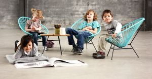 Acapulco Chair Mini (© OK Design)