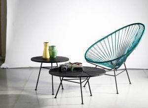Acapulco Chair & Bam Bam Table (© OK Design)