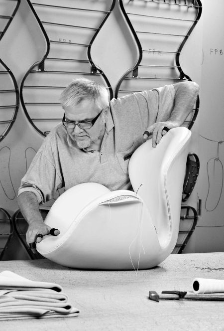 Swan (© Fritz Hansen)