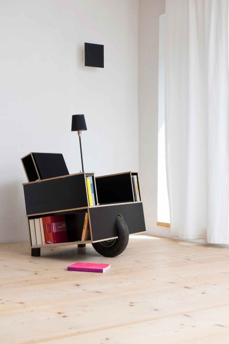 Bookinist (© Nils Holger Moormann)