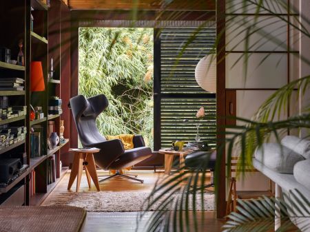 Hocker Tabouret Solvay, Couchtisch Gu&eacute;ridon Bas (© Vitra)