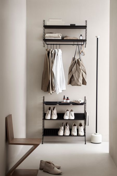 Die Geschichte hinter dem „String“-Regal (© String Furniture)