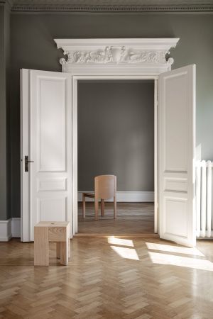 Hocker Triangel (© Karakter)
