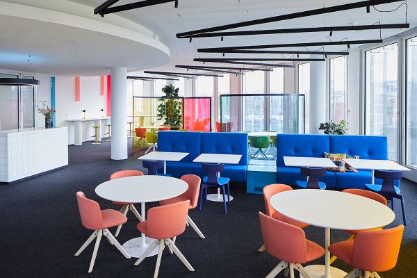 Coffee und Work Lounge in der Hafencity