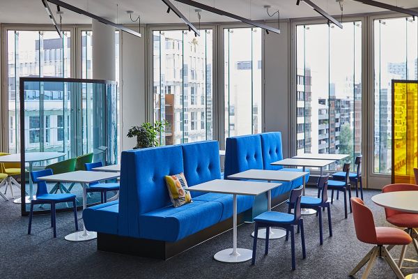 Coffee und Work Lounge in der Hafencity