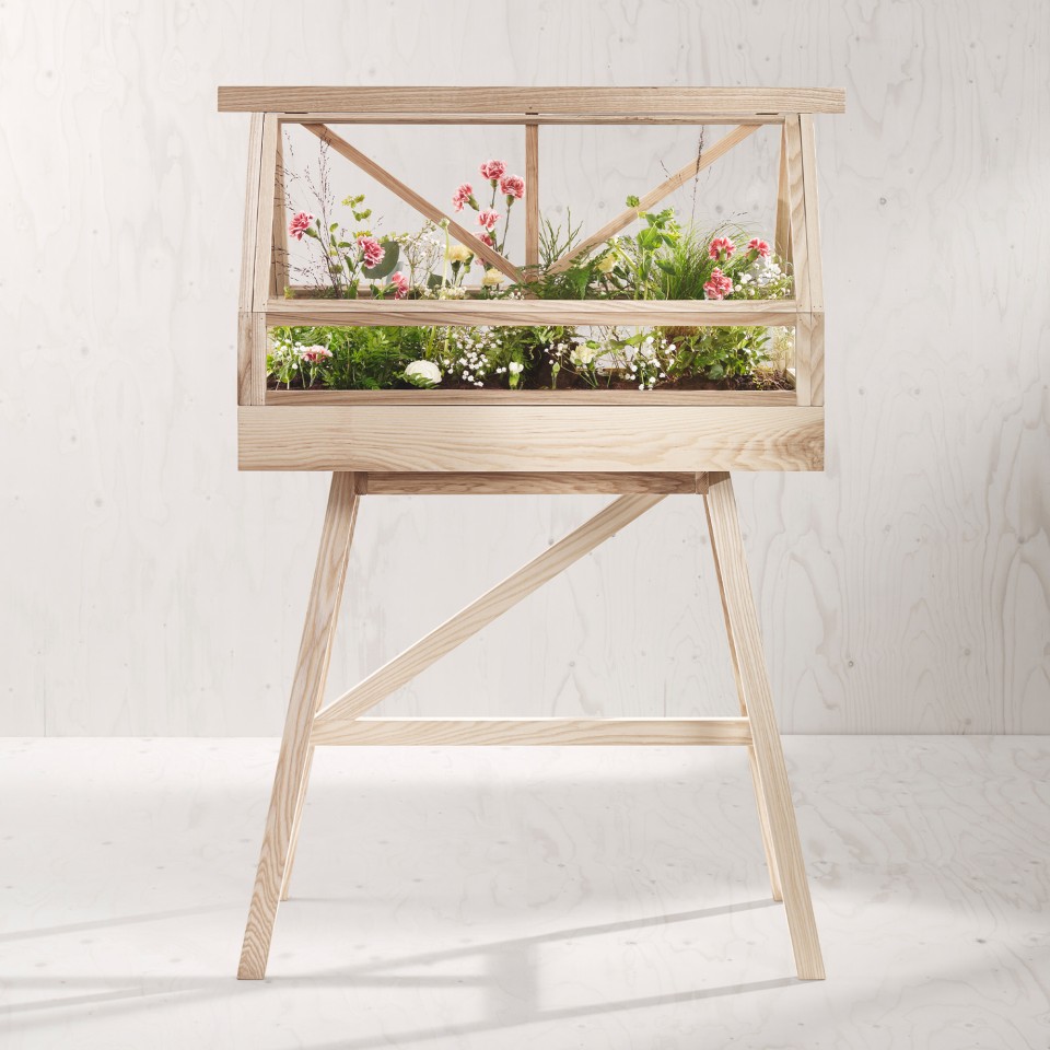 Design-House-Stockholm-greenhouse-2000