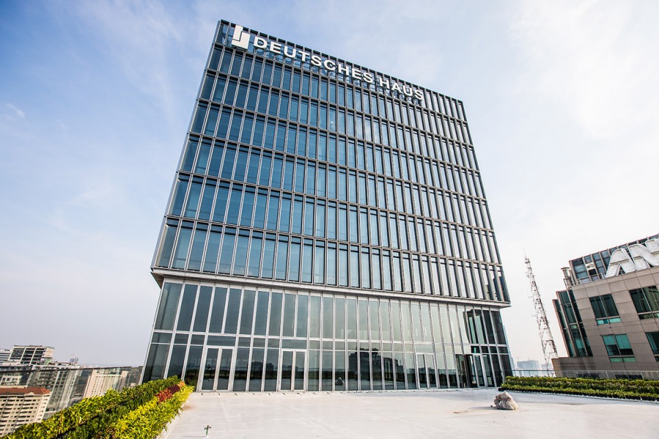 Projekt-Deutsches-Haus-Gaertnermoebel-01