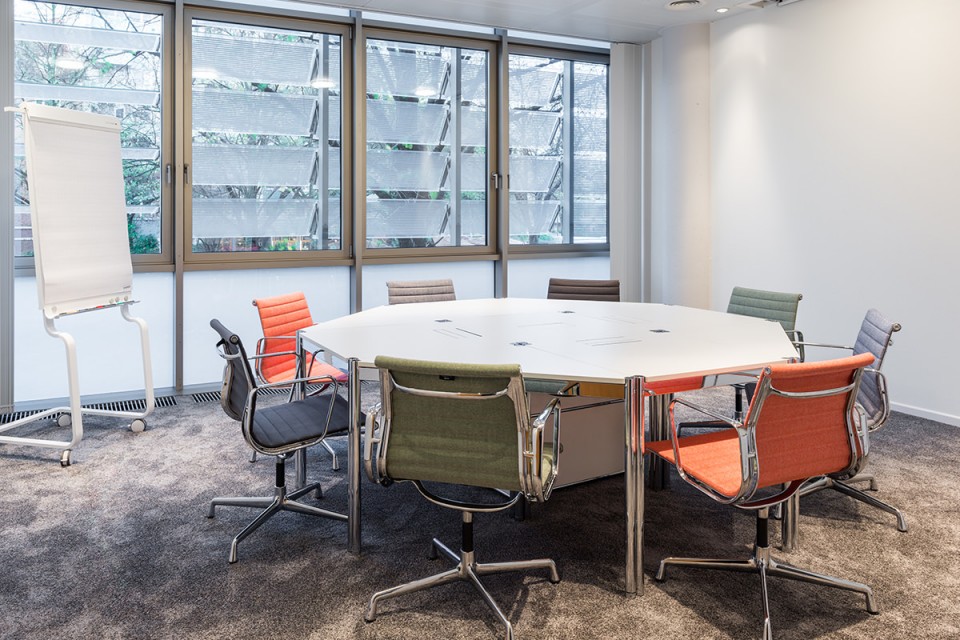 Ernst & Young Gmbh Wirtschaftsprüfungsgesellschaft Mergenthalerallee Eschborn Ernst & Young GmbH - gärtner Büro und Wohnen