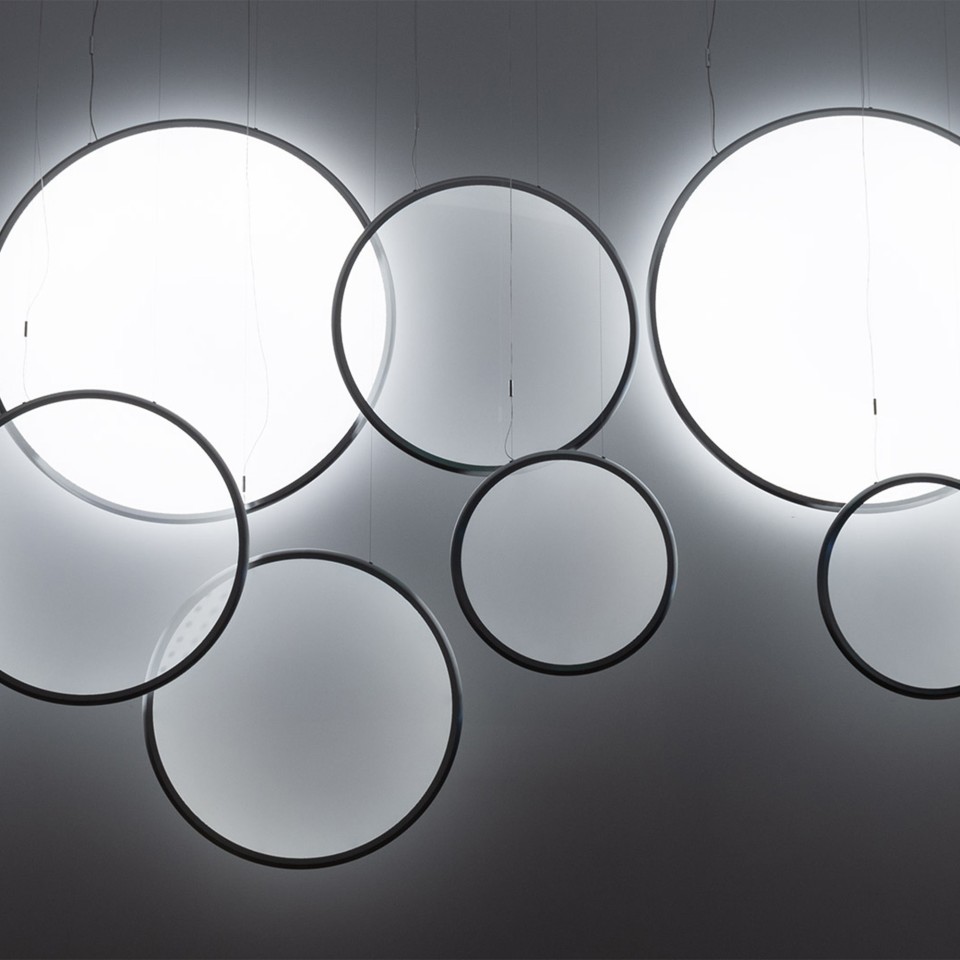artemide-hero-2000-0456