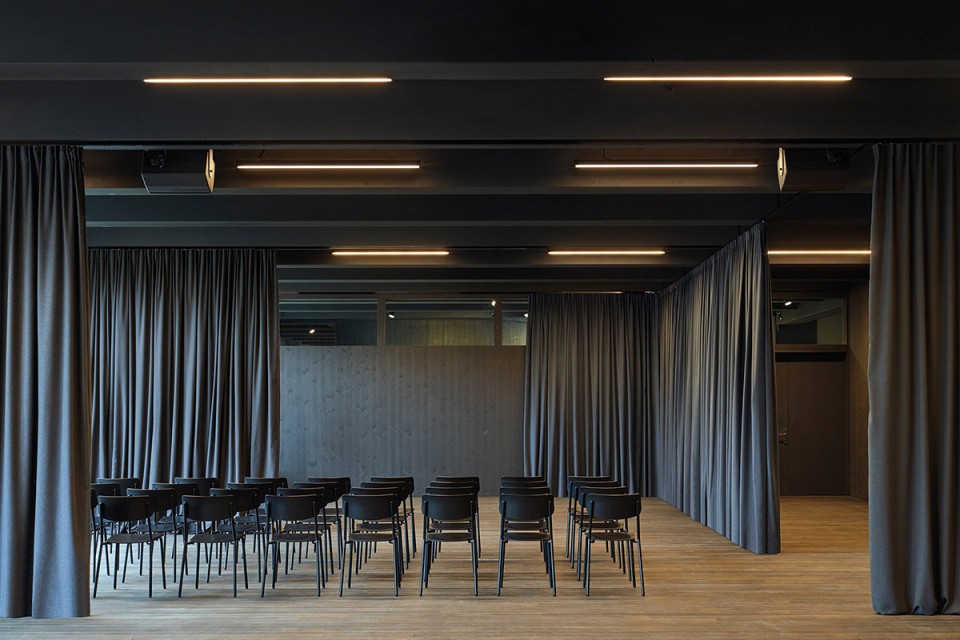 cre-ation-baumann-stapferhaus-acoustic-divider-vario-foto-weisswert-02-01