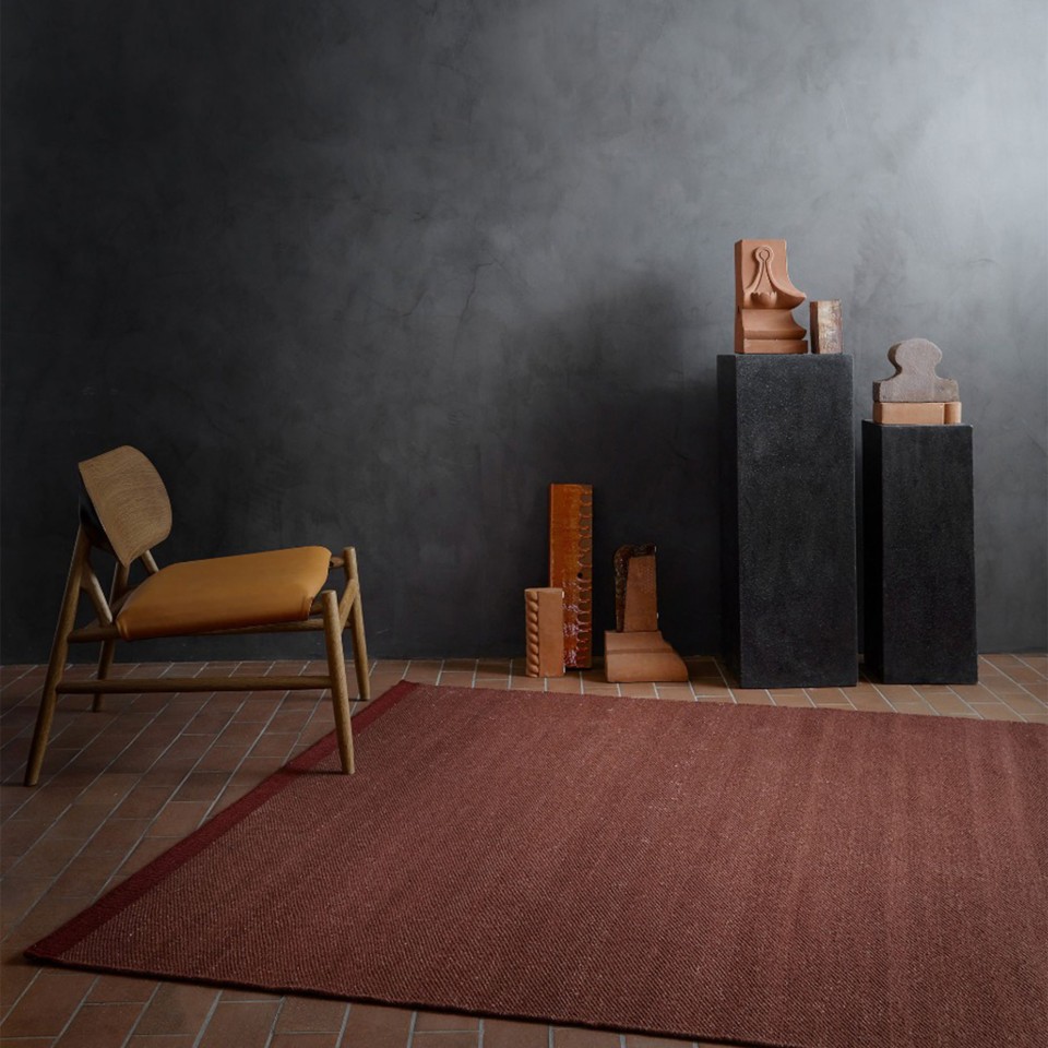 fabula-living-una-rug-wool-linen-lingonberry-2000