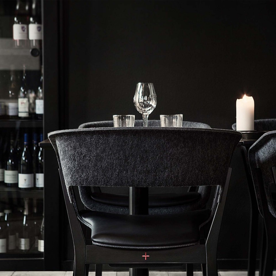 kusch-und-co-njord-armchair-4l-lgw-fl-uformel-kopenhagen-daenem-2000