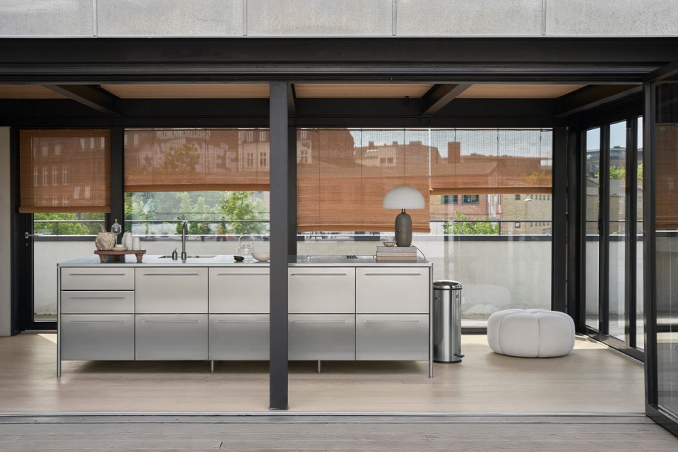vipp-900-kitchen-v4-01-1200