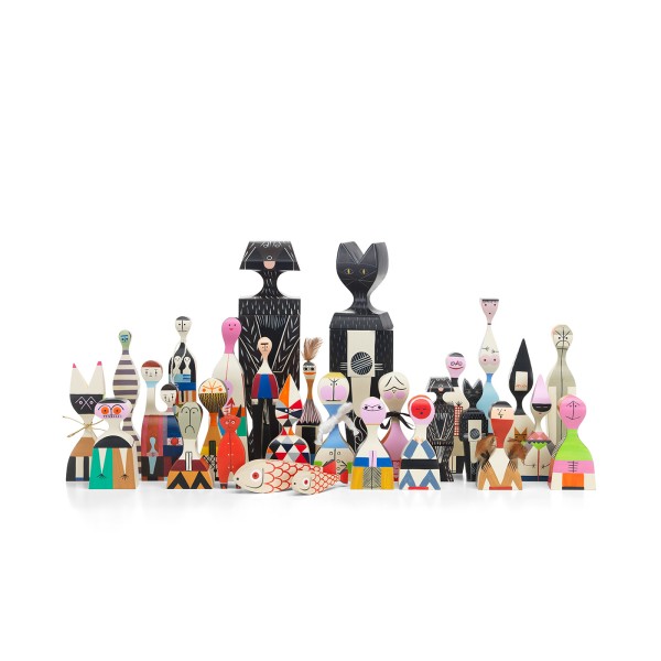 1878906_Wooden_Dolls_Group_FS_1400.jpg