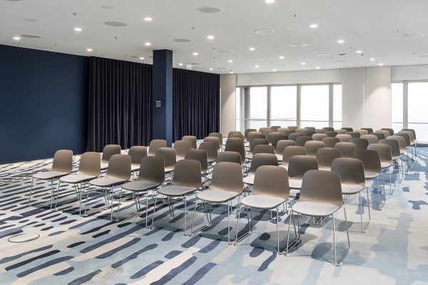 Projekt-Otto-Auditorium-Gaertnermoebel-02