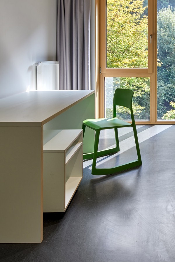 Projekt-Studentenwohn-Landshut-Arbeitsplatz-Gaertnermoebel-01_1.jpg