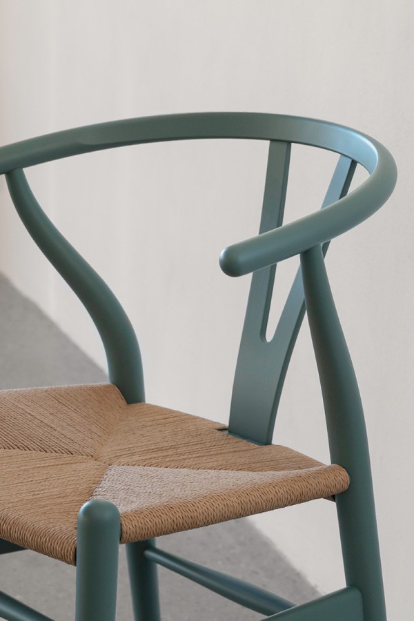 carl-hansen-ch24-pewter-gaertnermoebel-04.jpg